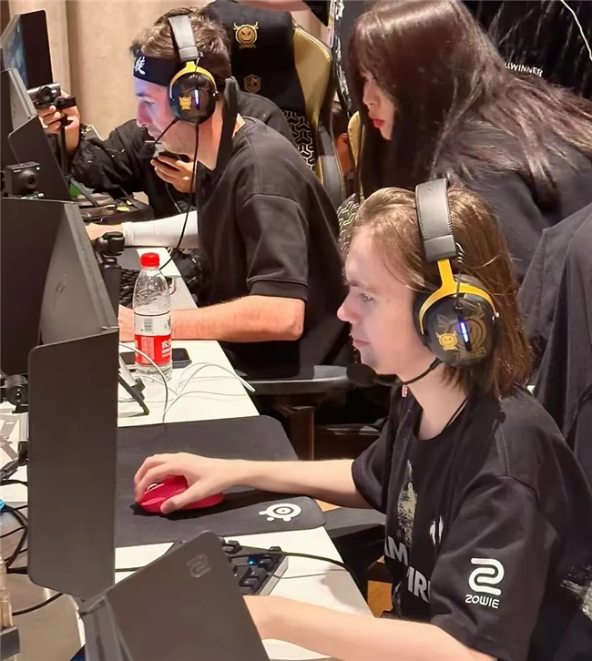 LDL将启用“无畏征召”模式进行比赛