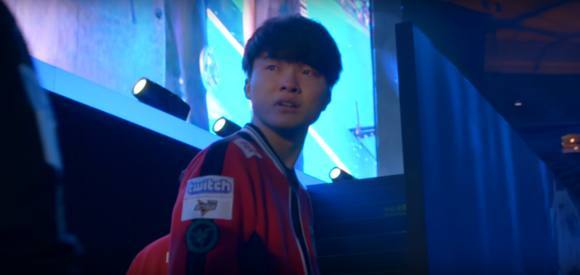 岁月是把杀猪刀，这些CSGO选手打游戏变化太大了吧！