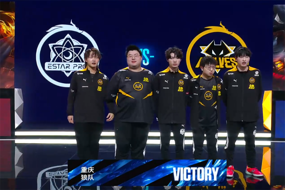 RNG战胜JDG，又是让二追三，管泽元施法YYDS！